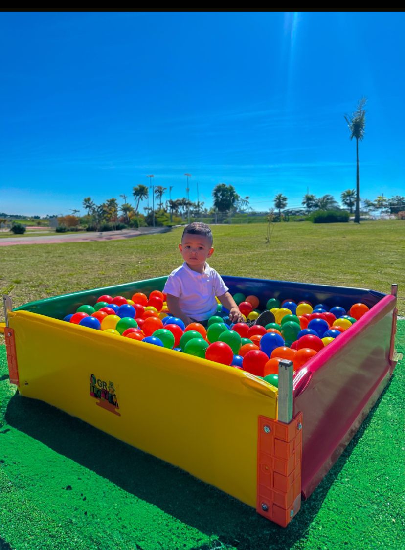 Alugar Piscina de bolinha em Barra do Choça