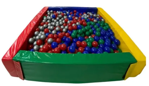 Alugar Piscina de bolinhas espumada - Valentina em Corupá